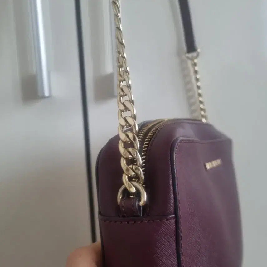 [BUNJANG] Michael Kors Chain Crossbody Bag - Burgundy / 마이클코어스 체인 크로스백 버건디