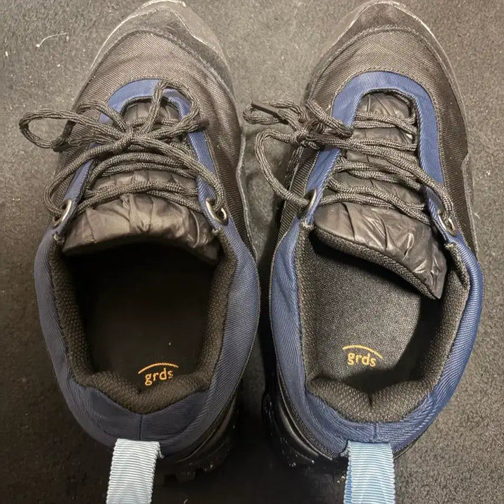 [BUNJANG] Gradus Balmoral Sneakers / 그라더스 발모랄 스니커즈 270