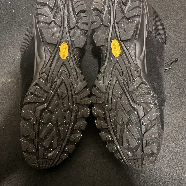 [BUNJANG] Gradus Balmoral Sneakers / 그라더스 발모랄 스니커즈 270