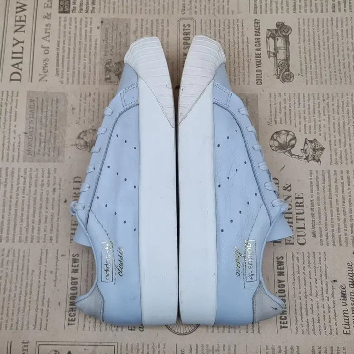 [BUNJANG] Adidas Everlin Women's Sneakers 225 / 아디다스 에버린 여성스니커즈225