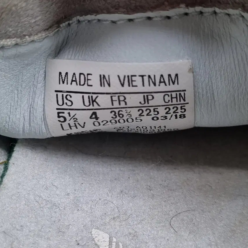 [BUNJANG] Adidas Everlin Women's Sneakers 225 / 아디다스 에버린 여성스니커즈225