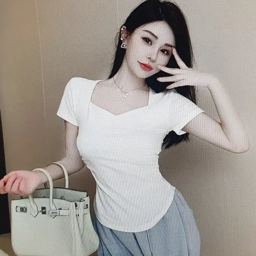 [BUNJANG] Square Neck Short Sleeve T-shirt / (해외배송) 스퀘어넥 반팔 티셔츠