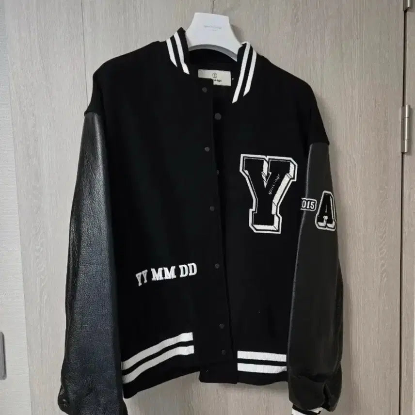 [BUNJANG] Years Ago Varsity Jacket (M) / [M]이얼즈어고 바시티 2번착용,블랙 급쳐