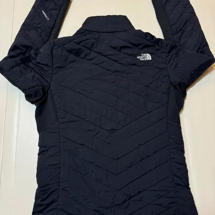 [BUNJANG] The North Face Vmotion Lightweight Functional Padded Jacket / (상태SS,판매14) 노스페이스 V모션 데일리/라운딩 소지섭 기능 경량패