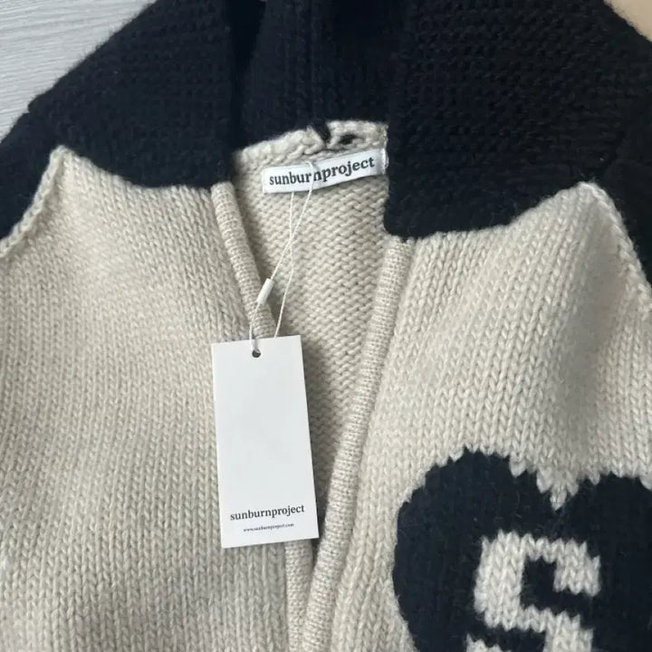 [BUNJANG] Sunburn Project Cowichan Sweater / 썬번프로젝트 코위찬