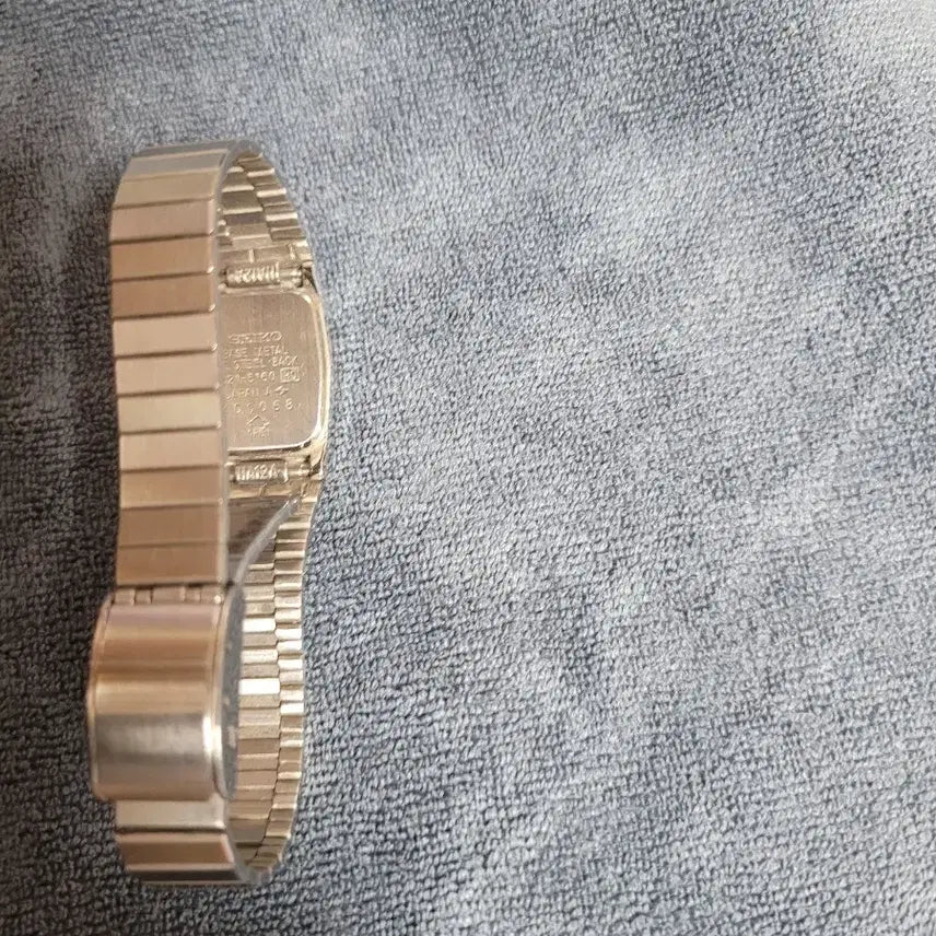 [SOLD OUT] 세이코 80's 빈티지 여성 쿼츠 시계