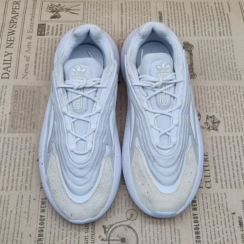 [BUNJANG] Adidas Ozelia Women's Sneakers / 아디다스 오젤리아 여성운동화230