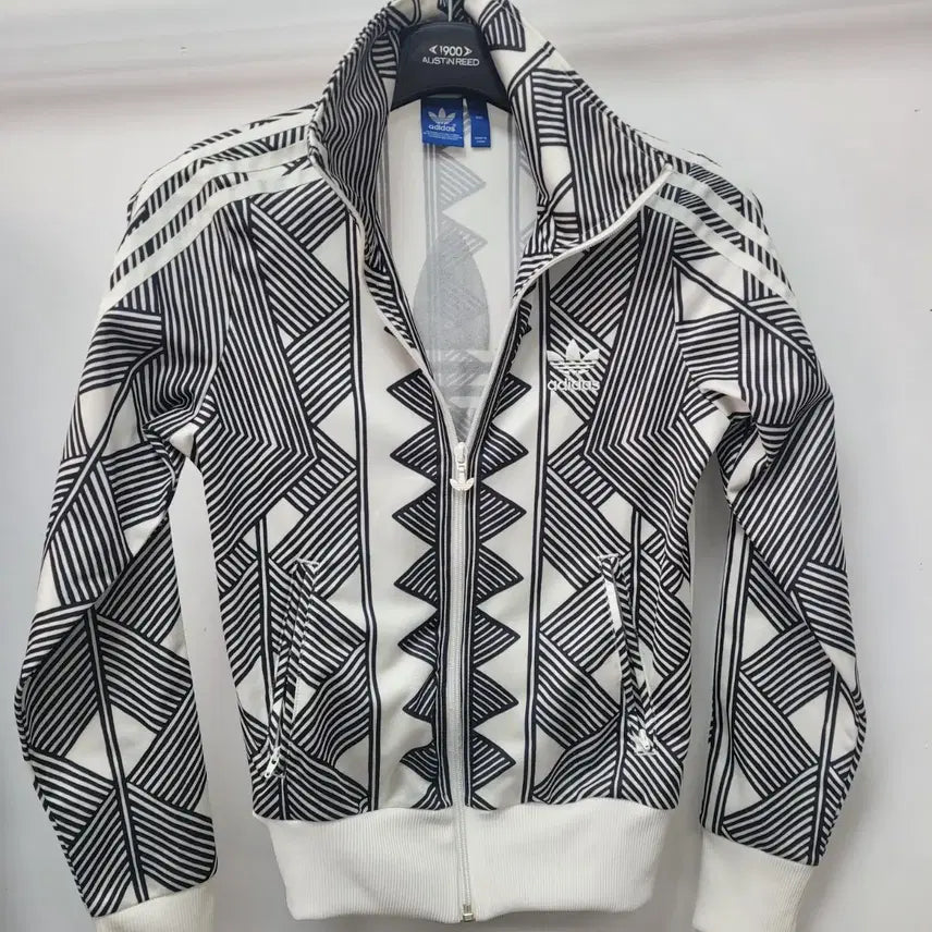 [BUNJANG] Adidas Black & White Pattern Track Top / 아디다스 블랙&화이트 패턴 트랙탑