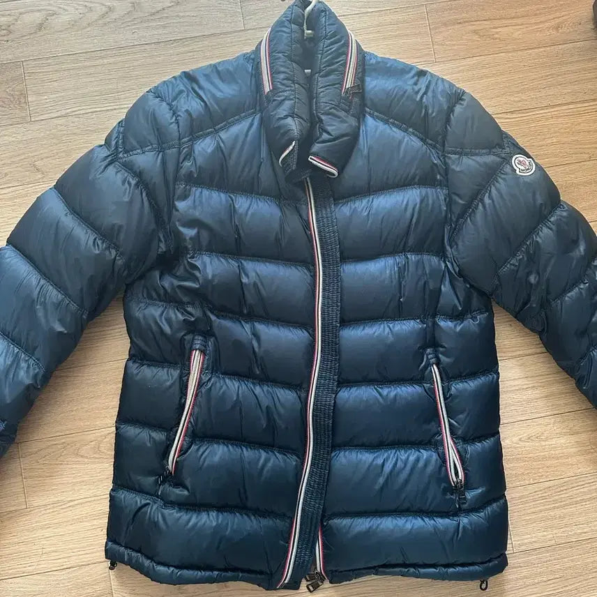[BUNJANG] Moncler Padded Jacket / 몽클레어 패딩