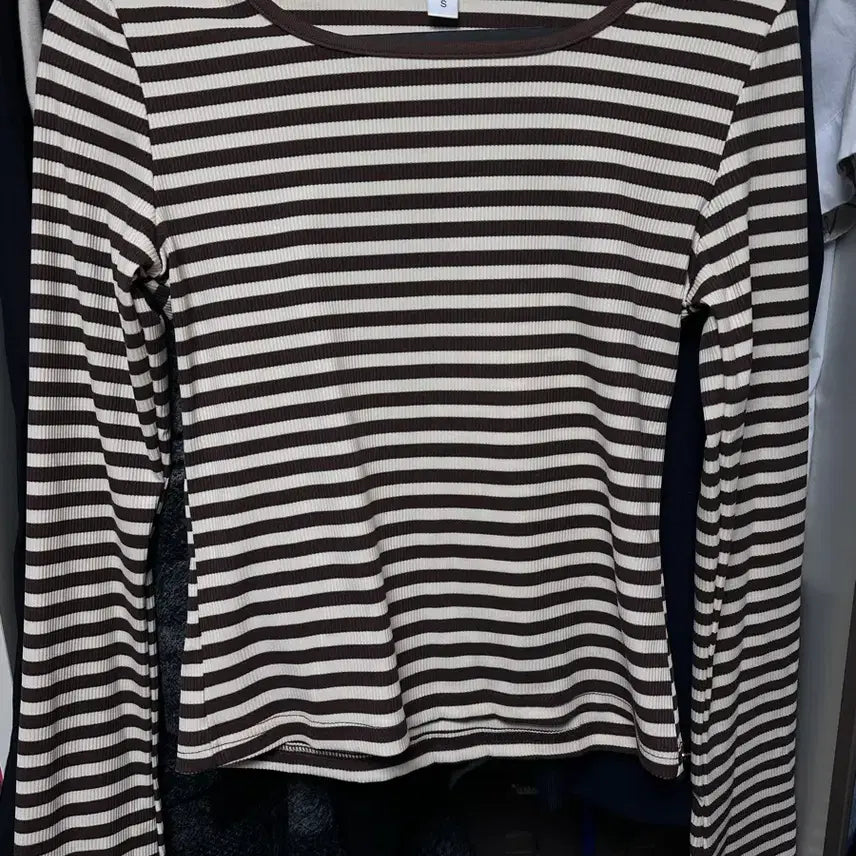 [BUNJANG] Unworn Tops Bundle Set / 시착만 해본 상의 두벌 일괄