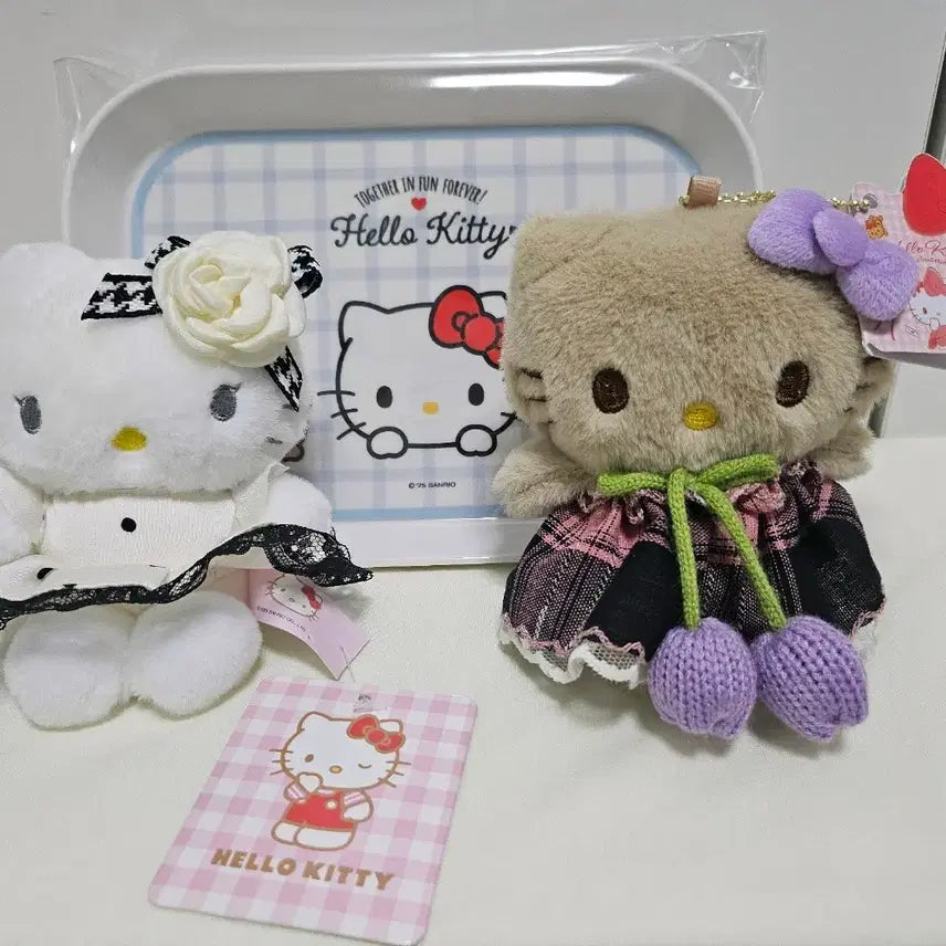 [BUNJANG] Hello Kitty Doll Keyring Set + Tray / 헬로키티 인형 키링 세트 + 키티 쟁반(트레이)