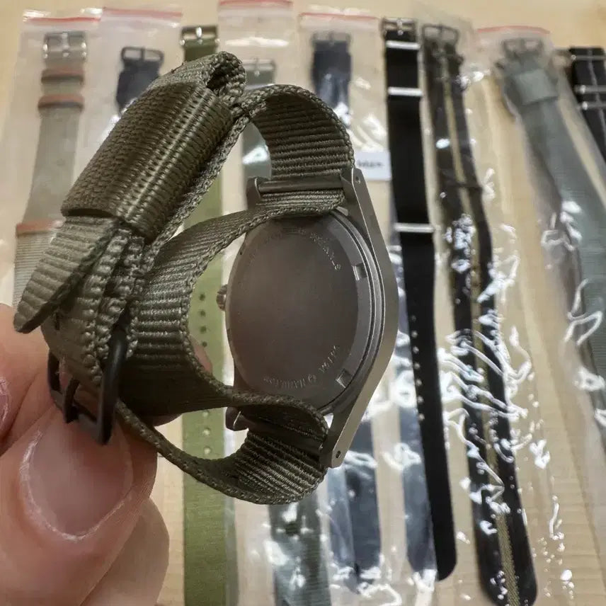 [BUNJANG] Hamilton 9415A Green Dial Watch / 해밀턴 9415A 그린 다이얼 + 나토 스트랩 다수