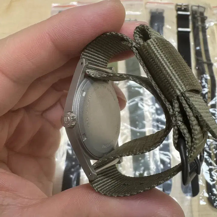 [BUNJANG] Hamilton 9415A Green Dial Watch / 해밀턴 9415A 그린 다이얼 + 나토 스트랩 다수