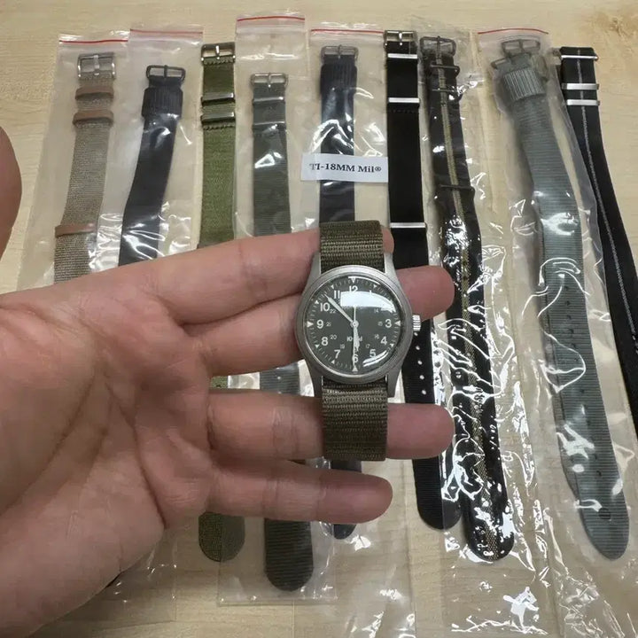 [BUNJANG] Hamilton 9415A Green Dial Watch / 해밀턴 9415A 그린 다이얼 + 나토 스트랩 다수