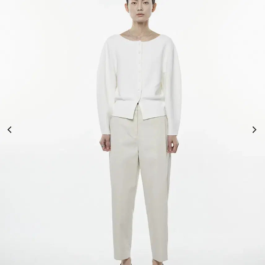 [BUNJANG] AMOMENTO Holgarment Cardigan / 아모멘토 홀가먼트 가디건