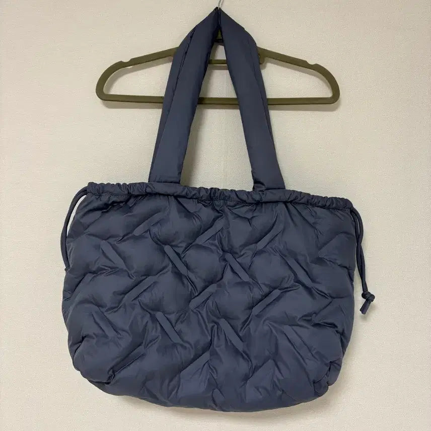 [BUNJANG] JAJU Padded Bag / JAJU 자주 패딩 가방((무배))