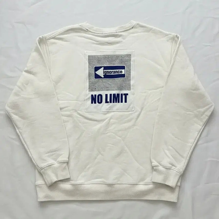 [BUNJANG] Musinsa NUT&BOLT Ivory Crewneck Sweatshirt / 무신사 너트앤볼트 아이보리 맨투맨