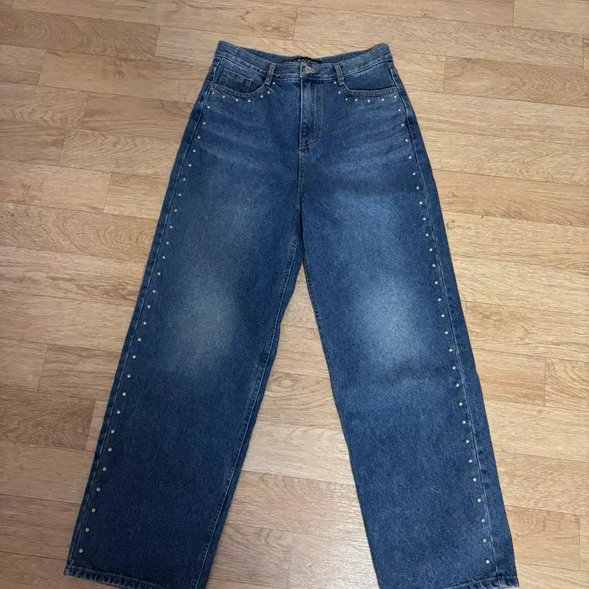 [BUNJANG] Polly Suem Studded Denim Pants / 폴리수엠 스터드 데님 팬츠 2 바지