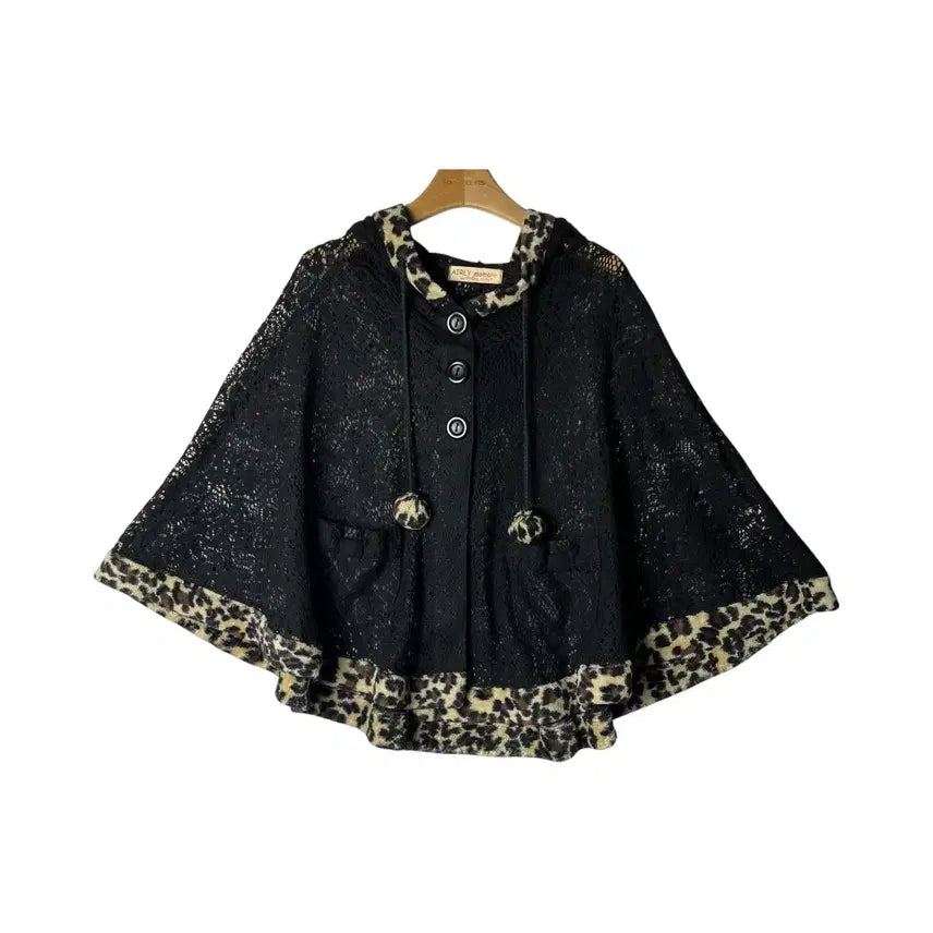 [BUNJANG] AIRLY Momo Leopard Punch Cape / [AIRLY momo] 갸루 레오파드 펀치 케이프