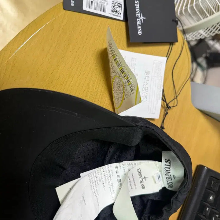 [BUNJANG] Stone Island Nylon Metal Ball Cap / 스톤아일랜드 나일론메탈 볼캡