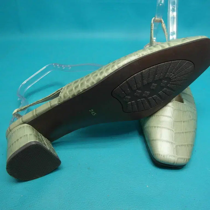 [BUNJANG] Vera Wang Slingback Platform Heels / 245/pu6-443/베라왕 통굽 슬링백 구두/구제특별시