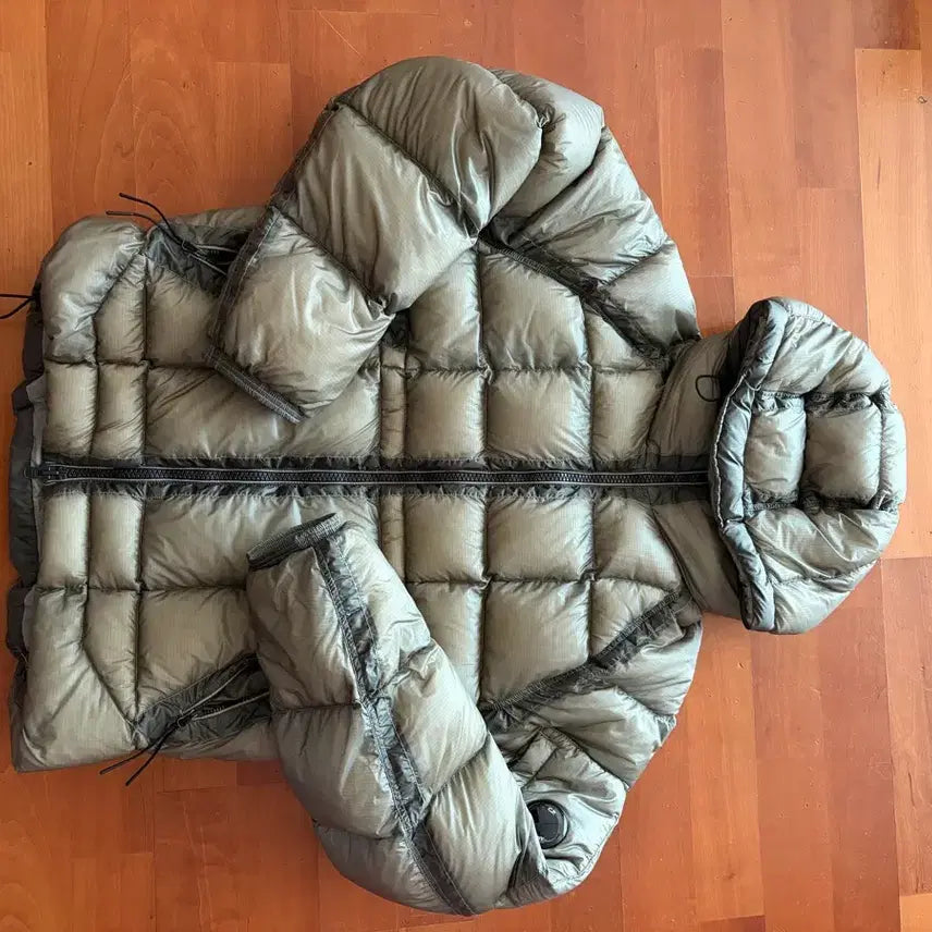 [BUNJANG] CP Company DD Shell Hooded Down Jacket Gray M / 25fw cp컴퍼니 dd쉘 후드 다운 자켓 펀가이 그레이 m