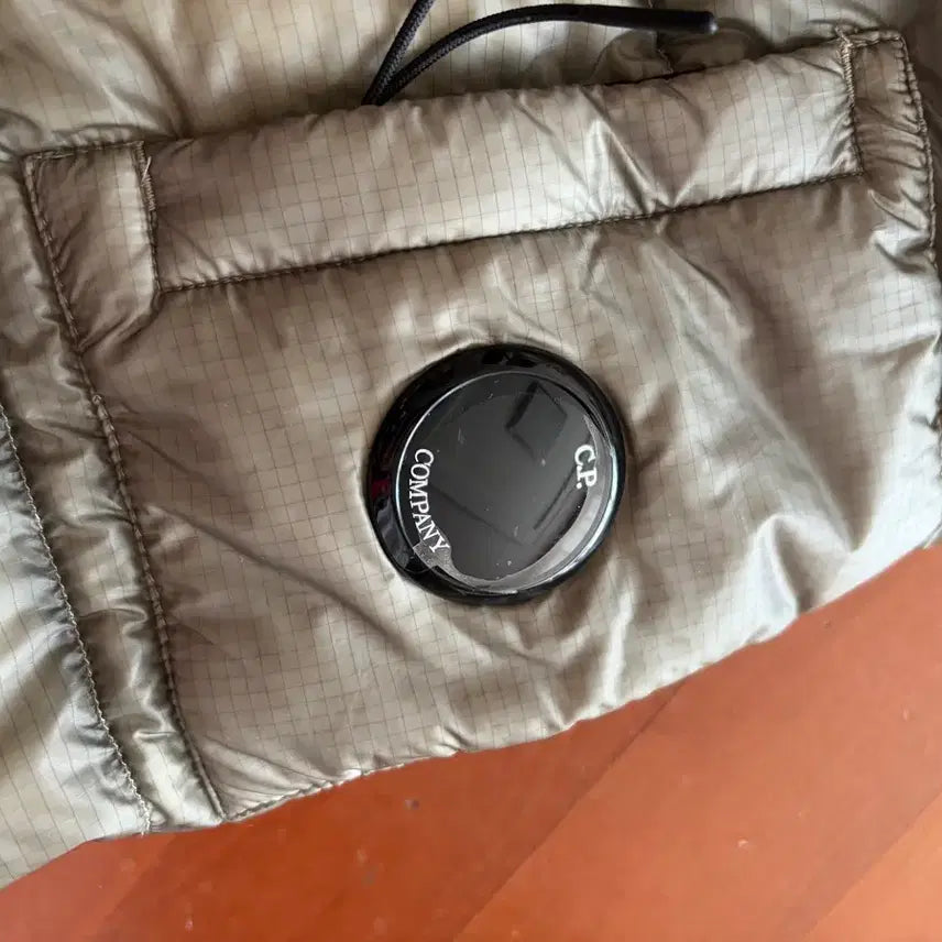 [BUNJANG] CP Company DD Shell Hooded Down Jacket Gray M / 25fw cp컴퍼니 dd쉘 후드 다운 자켓 펀가이 그레이 m