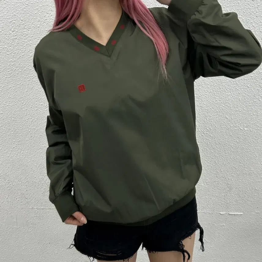 [BUNJANG] Balmain Logo Khaki V-Neck Warm-up / 발망 로고 카키 브이 웜업 100