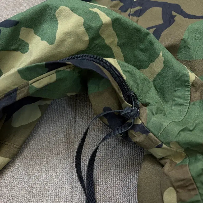 [BUNJANG] US Army ECWCS Gore-Tex Camo Jacket / us army ECWCS 미군 밀리터리 고어텍스 카모 자켓