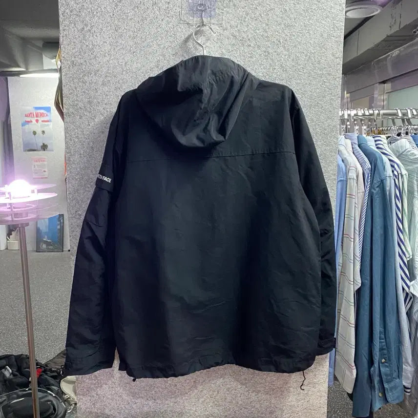 [BUNJANG] The North Face Black Pocket Windbreaker Jacket / 노스페이스 블랙포켓 바람막이 자켓 B4222