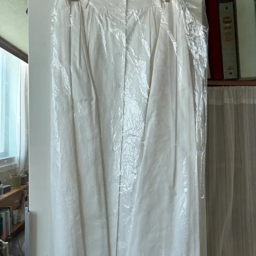 [BUNJANG] HOWUS Lahel Long Skirt (Ivory) - Size S / HOWUS Lahel 호와스 라헬 스커트S