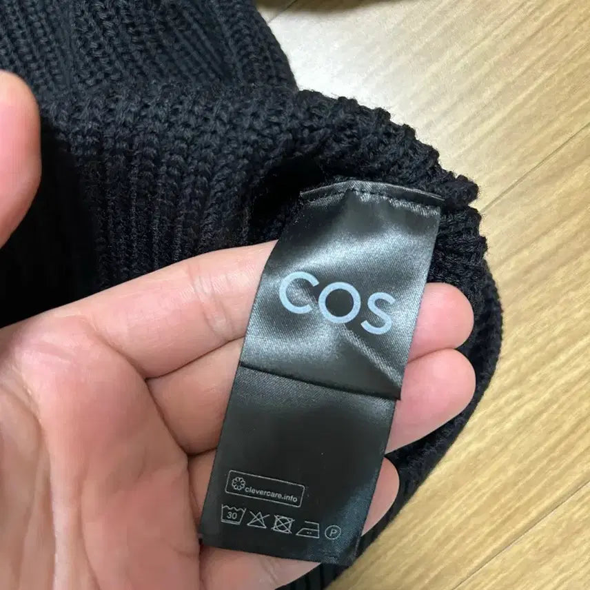 [BUNJANG] COS Half-Zip Wool Knit Sweater / COS 코스 반집업 울니트 M