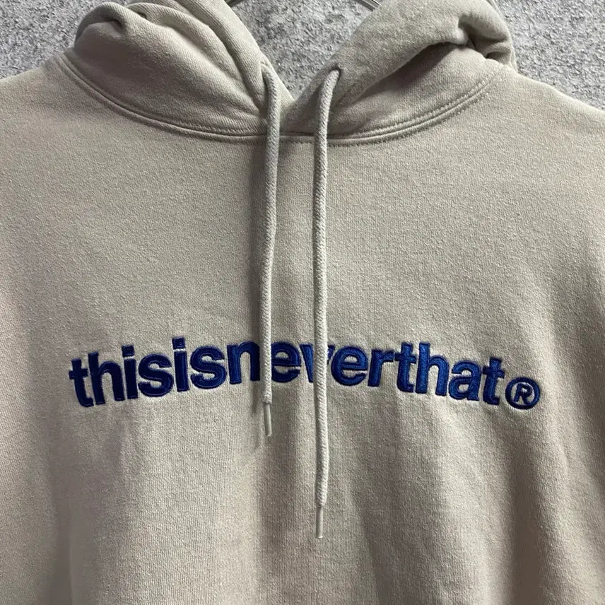 [BUNJANG] thisisneverthat T-Logo Basic Hoodie B4224 / 디스이즈네버댓 T-로고 베이직 후드티 B4224