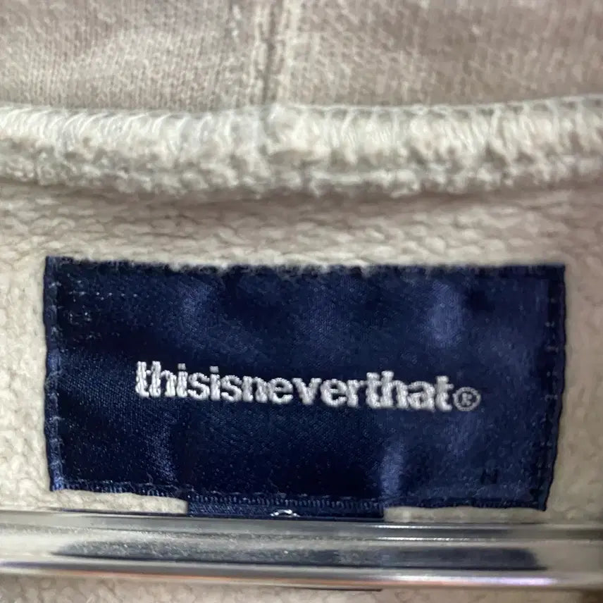 [BUNJANG] thisisneverthat T-Logo Basic Hoodie B4224 / 디스이즈네버댓 T-로고 베이직 후드티 B4224