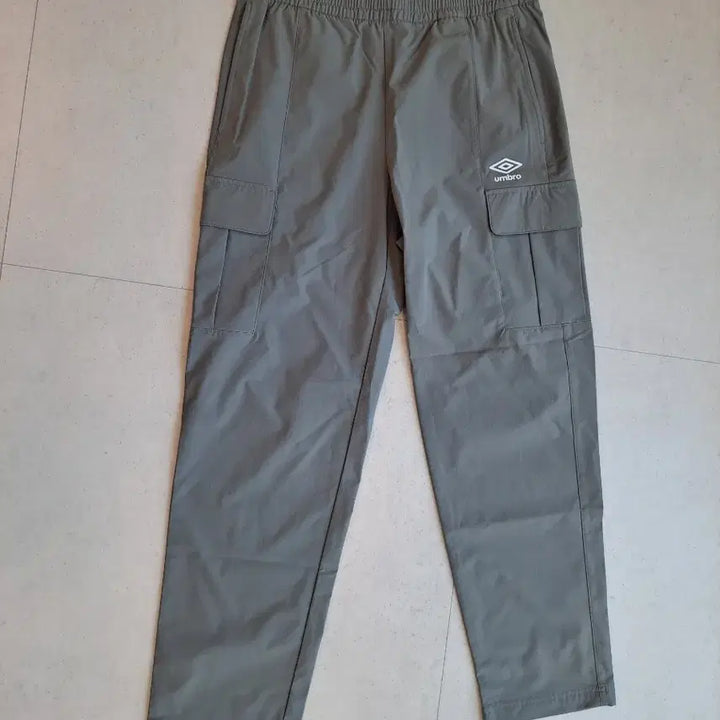 [BUNJANG] Umbro Cargo Jogger Pants / 엄브로 카고 조거 팬츠