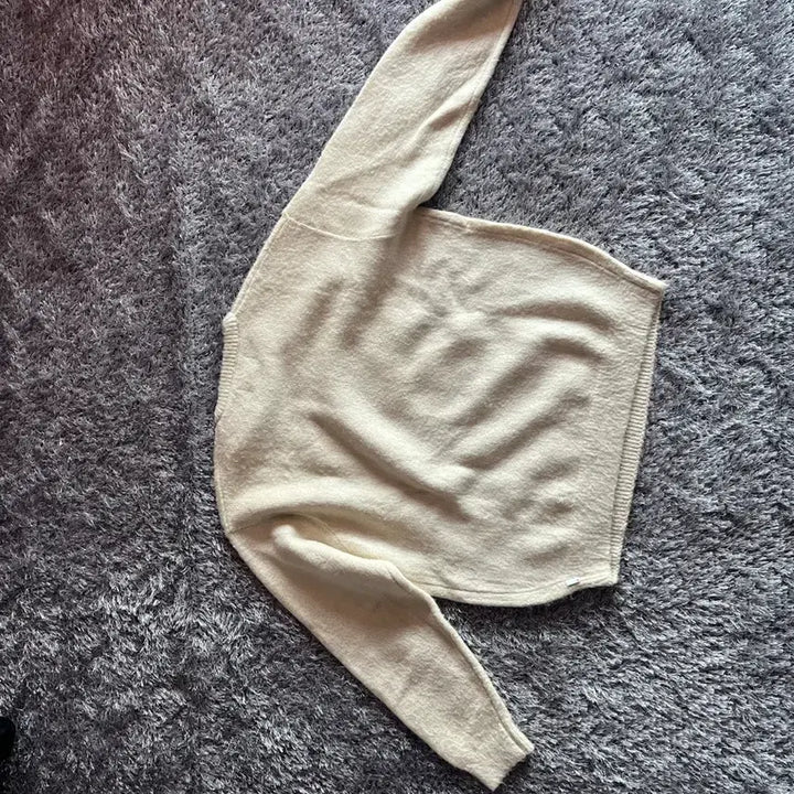 [BUNJANG] thisisneverthat Ivory Mohair Knit Sweater / 디스이즈네버댓 아이보리 모헤어 니트