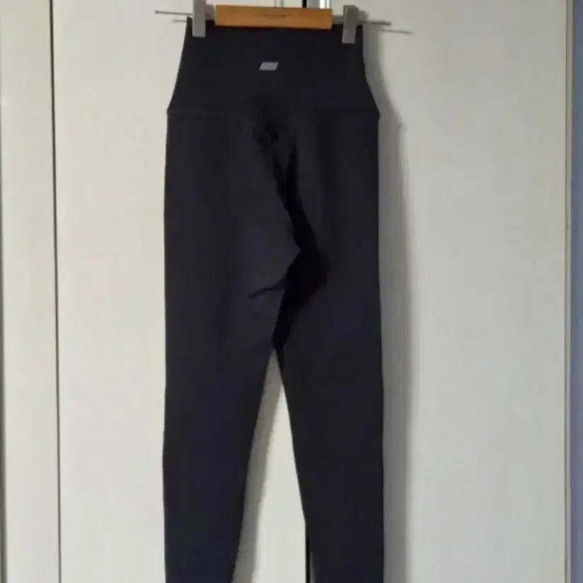 [BUNJANG] STL Leggings - Multiple Colors / (새제품)STL 레깅스  사이즈는 택참조 (3가지색)