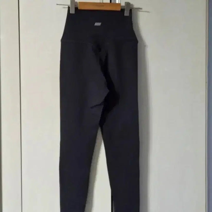 [BUNJANG] STL Leggings - Multiple Colors / (새제품)STL 레깅스  사이즈는 택참조 (3가지색)