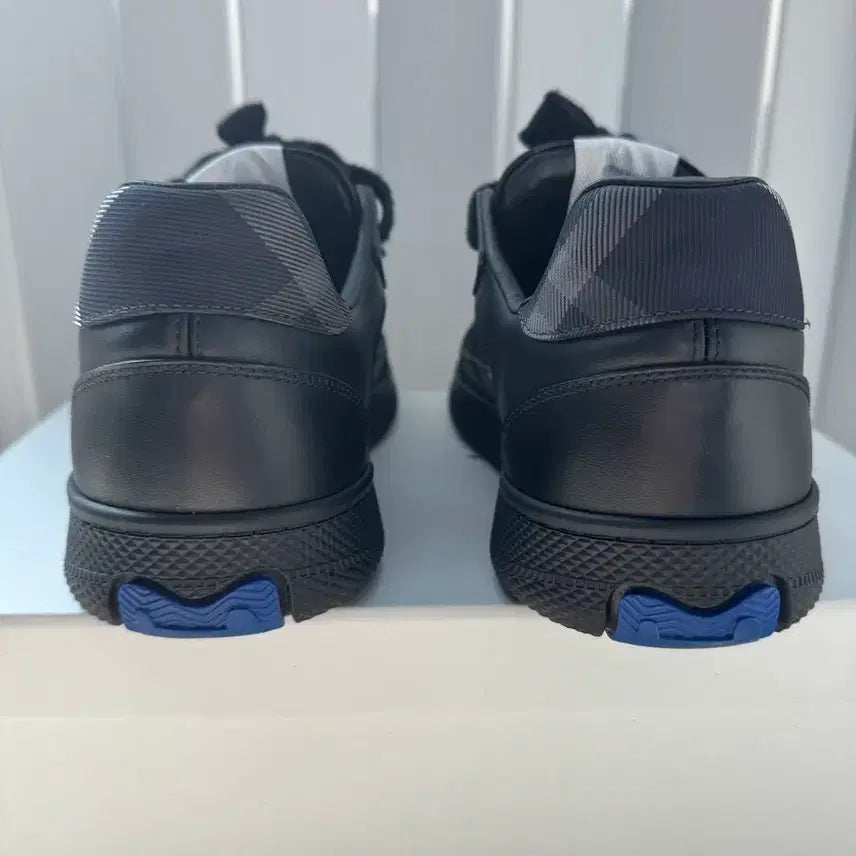 [BUNJANG] Burberry Leather Check Terrace Sneakers / 버버리 레더 체크 테라스 스니커즈 블랙 (42.5)