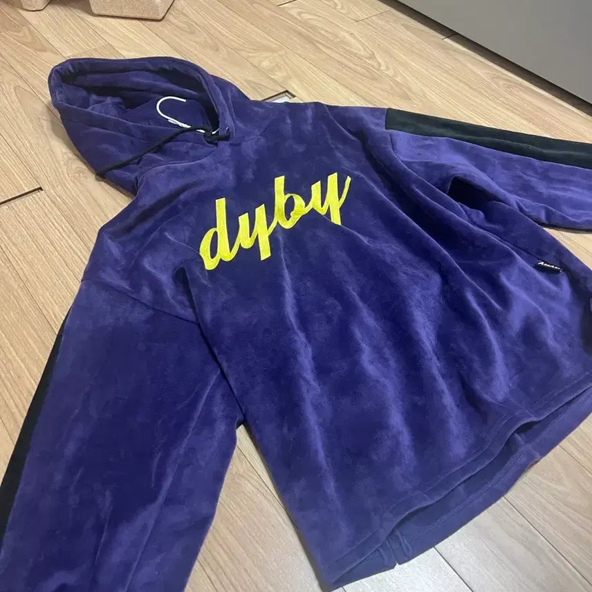 [BUNJANG] DYBY Velvet Training Set Purple Hoodie / DYBY의 벨벳 트레이닝 셋업 퍼플 후드
