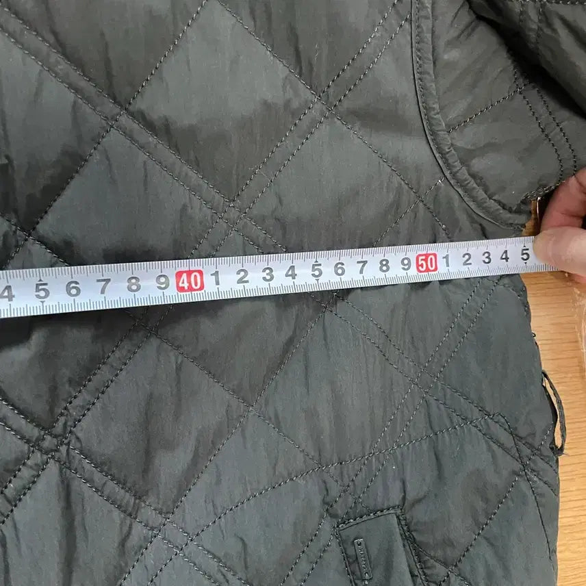 [BUNJANG] Hazzys Black Quilted Long Coat / 헤지스 블랙 퀼팅 롱 코트 (95)