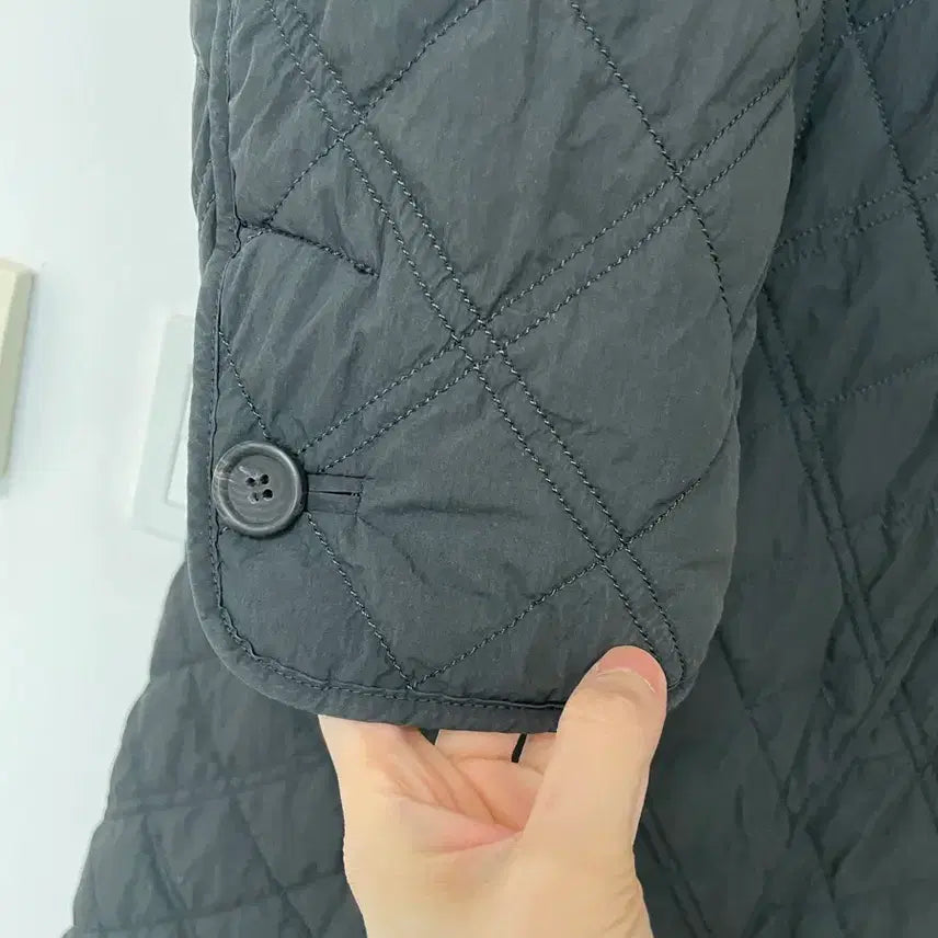 [BUNJANG] Hazzys Black Quilted Long Coat / 헤지스 블랙 퀼팅 롱 코트 (95)