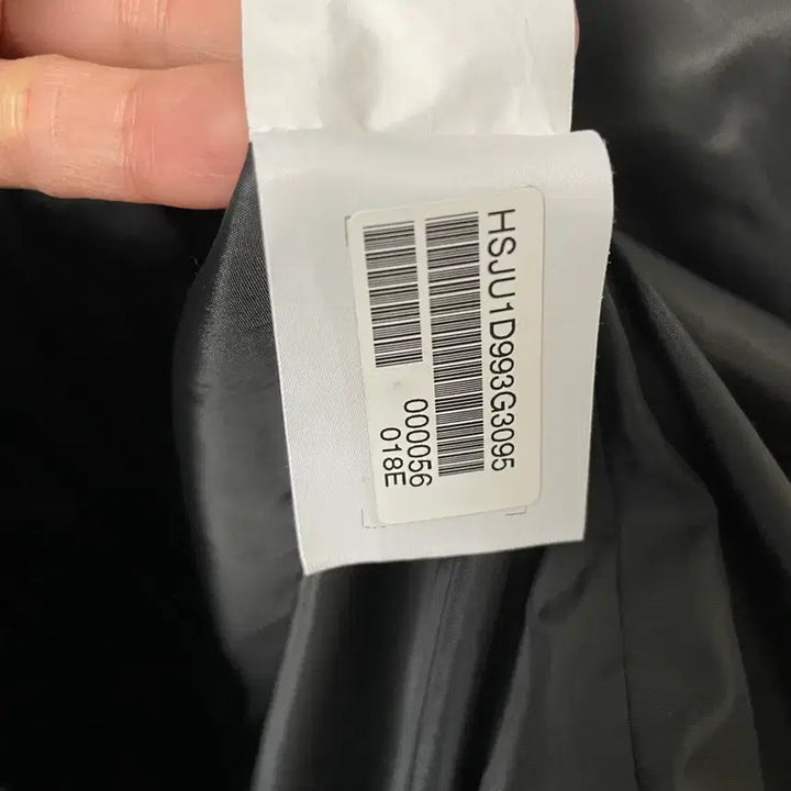 [BUNJANG] Hazzys Black Quilted Long Coat / 헤지스 블랙 퀼팅 롱 코트 (95)