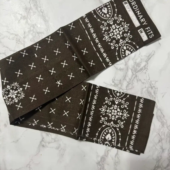 [BUNJANG] Ordinary Fits Patterned Scarf / 오디너리핏츠 스카프 ordinary fits