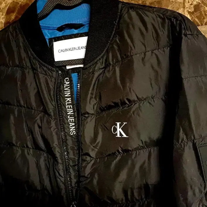 [BUNJANG] Calvin Klein Lightweight Down Jacket / 캘빈클라인 블랙 오리털 경량패딩 점퍼 CK 로고