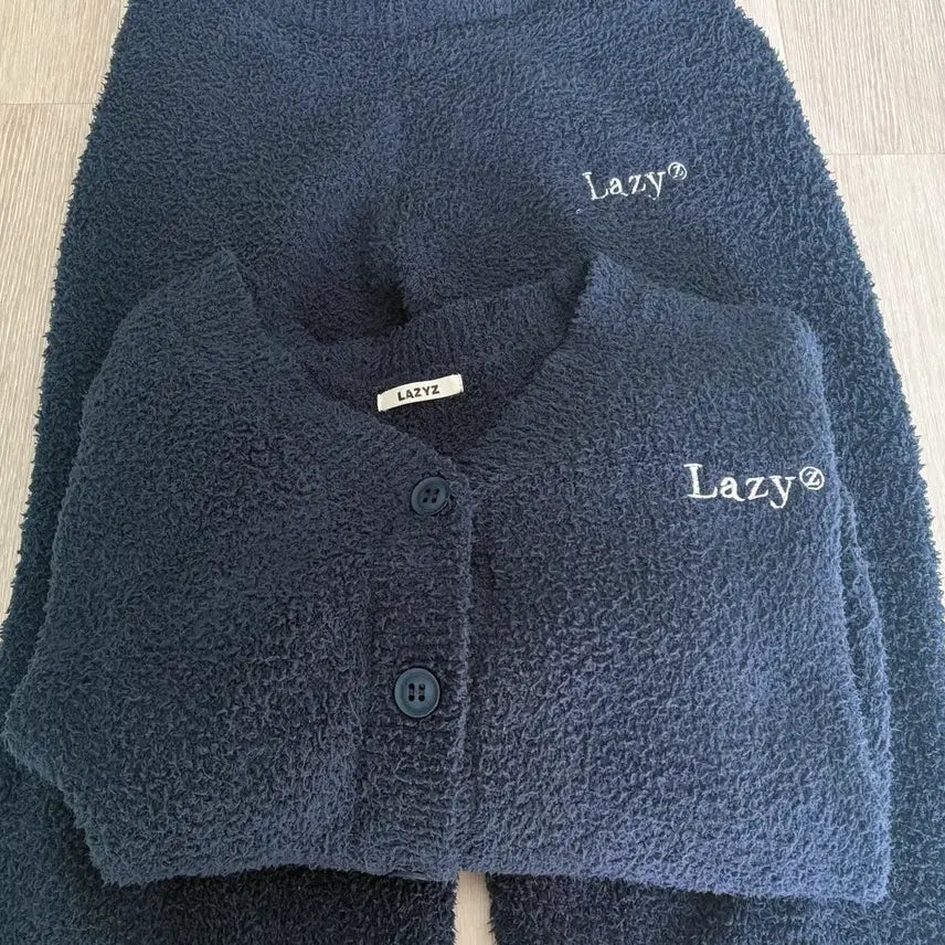 [BUNJANG] Lazy J Fluffy Setup Navy Suit / 레이지지 플러피 셋업 네이비