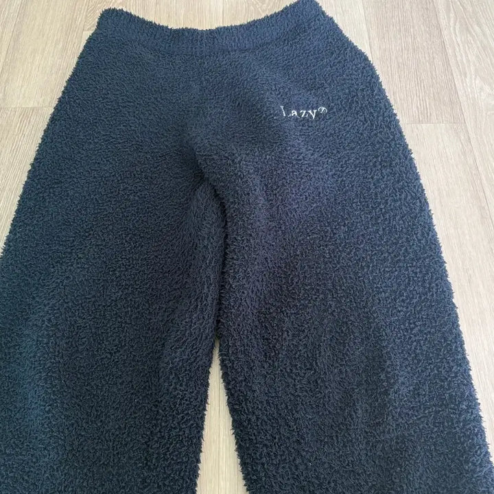 [BUNJANG] Lazy J Fluffy Setup Navy Suit / 레이지지 플러피 셋업 네이비