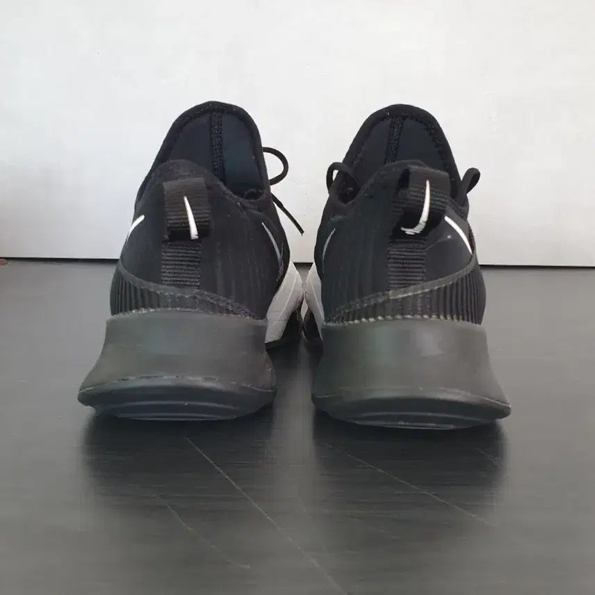 [BUNJANG] Nike Air Zoom SuperRep Black/White (230) / 나이키 에어 줌 슈퍼렙 블랙/화이트 (230)