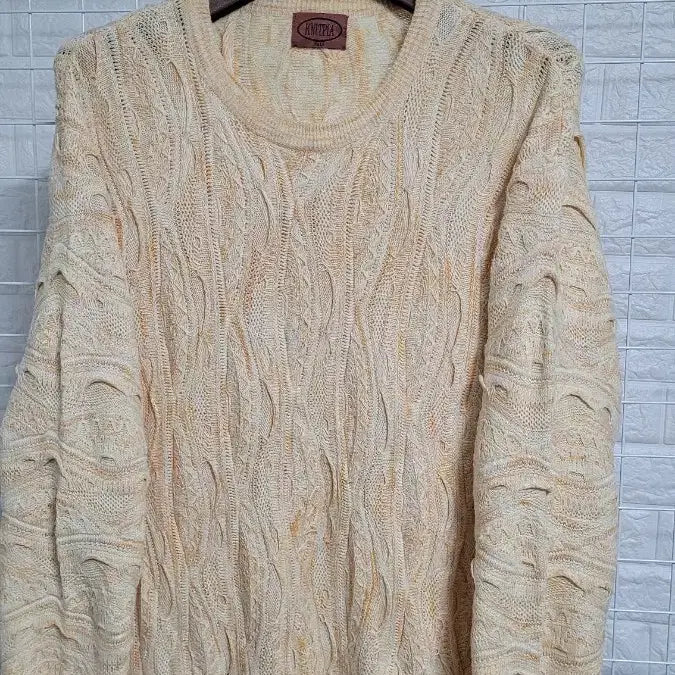[BUNJANG] Vintage Knitpia Italian Cable Knit Sweater / [100]VINTAGE니트피아 이태리메이드 살구베이지 케이블니트 100