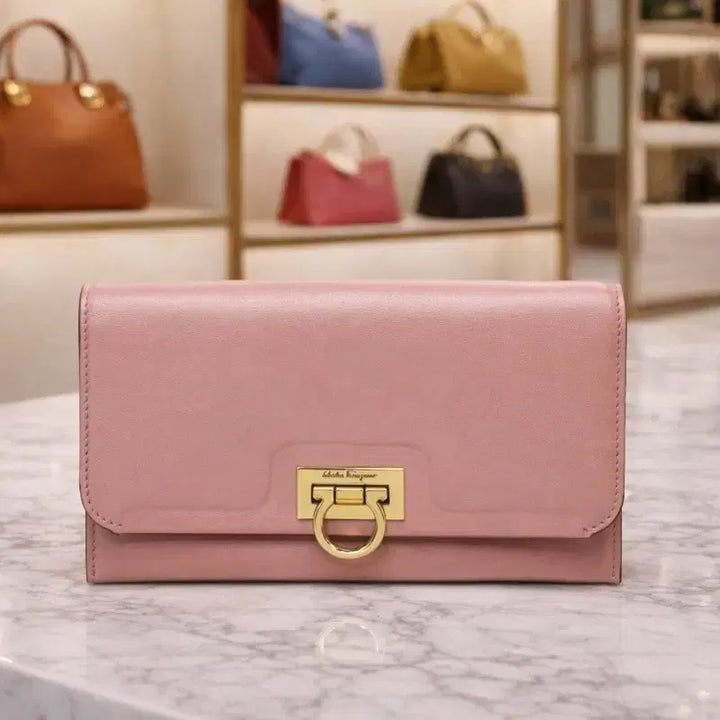 [BUNJANG] Ferragamo Triplio Gancini Crossbody Bag / [S급] 페라가모 트리폴리오 간치니 크로스백 판매합니다!!!